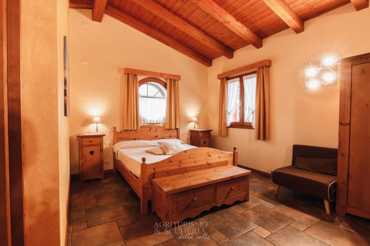 Agriturismo Scuderia Della Valle Valsecca Exterior photo